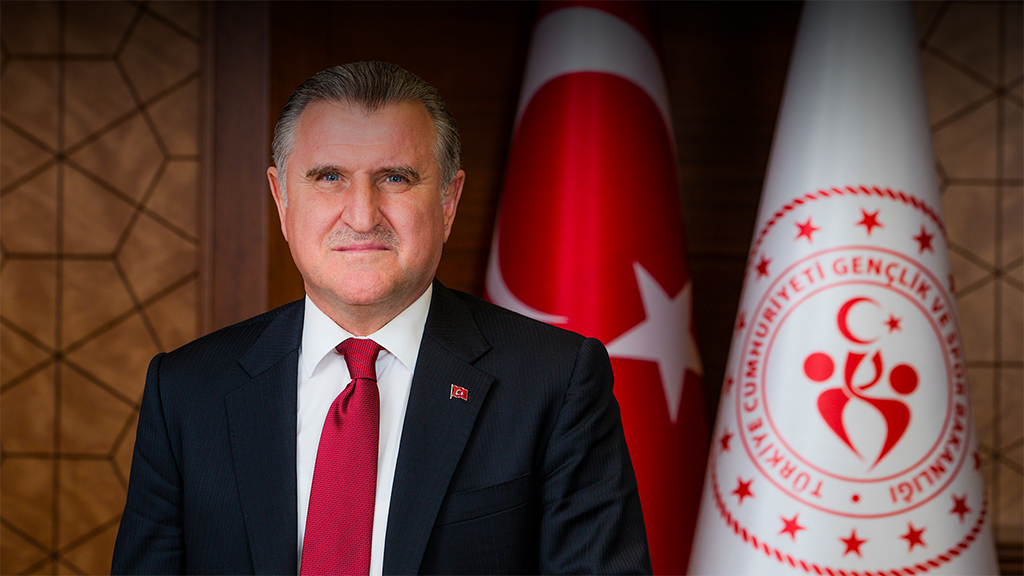 Gençlik ve Spor Bakanı Osman Aşkın Bak duyurdu: KYK burs