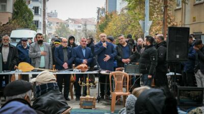 Malatya Büyükşehir Belediye Başkanı Sami Er, Erenler Cemevi'ndeki Abdal Musa