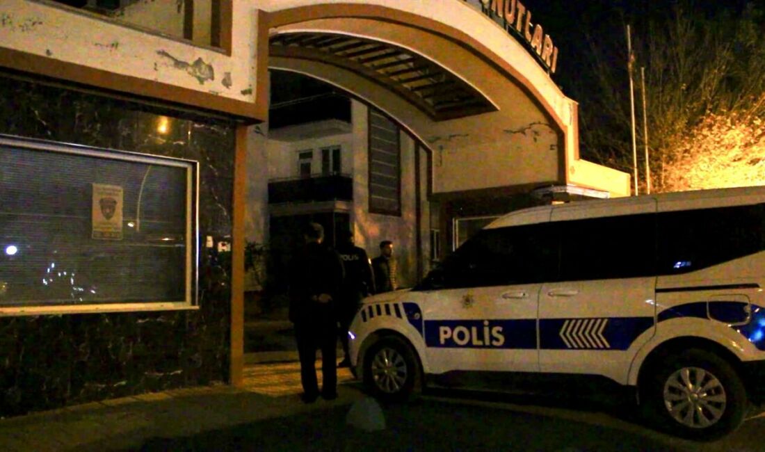 Bostanbaşı Mahallesi'nde, orta hasarlı ve kullanılmayan bir binaya hırsızlık amacıyla