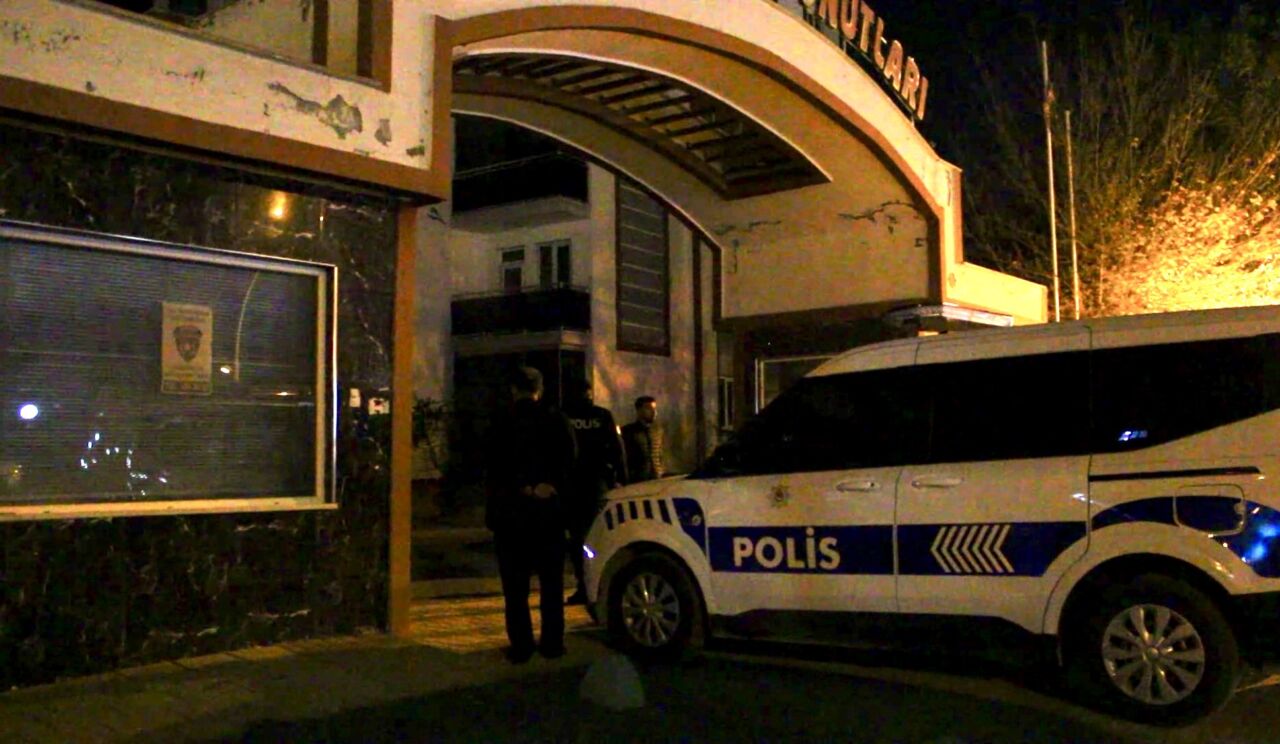 Bostanbaşı Mahallesi'nde, orta hasarlı ve kullanılmayan bir binaya hırsızlık amacıyla