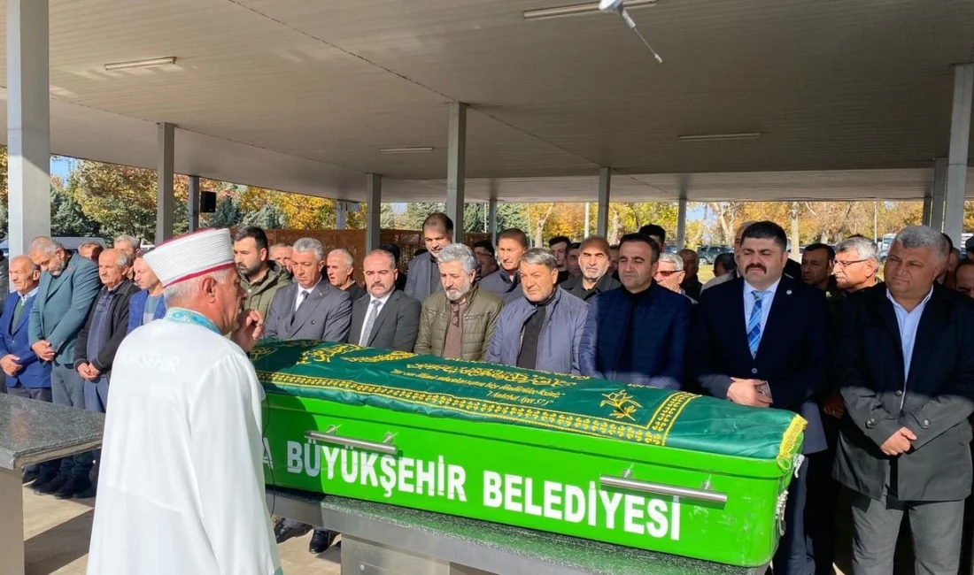 Bir süredir yoğun bakımda tedavi gören Ethem Kınık’ın vefatı, ailesi