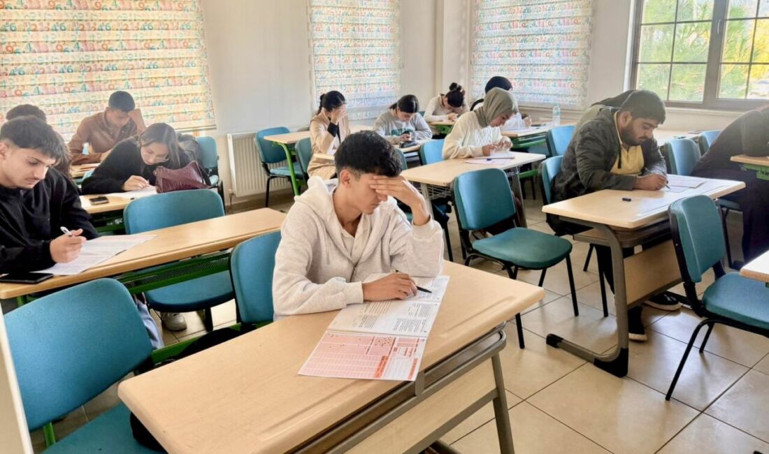 Yeşilyurt Belediyesi Esma Biltacı Kültür ve Sanat Merkezi, Halk Eğitim