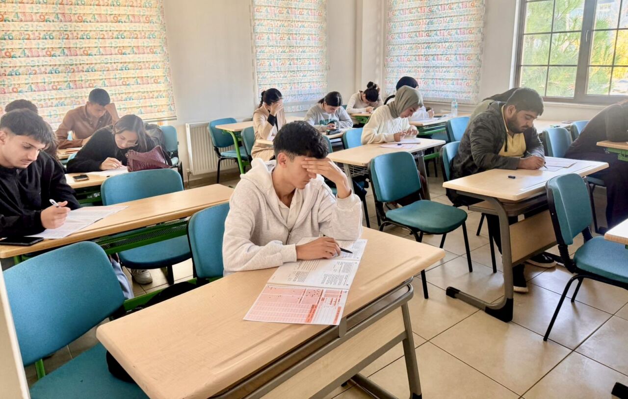 Yeşilyurt Belediyesi Esma Biltacı Kültür ve Sanat Merkezi, Halk Eğitim
