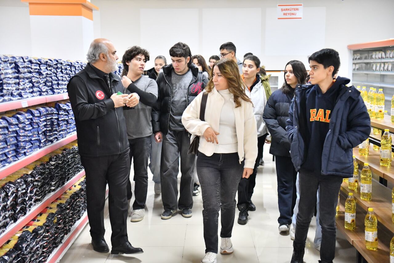 Yeşilyurt Belediyesi tarafından başlatılan ‘İyilik Elçisi’ projesi kapsamında Beydağı Anadolu
