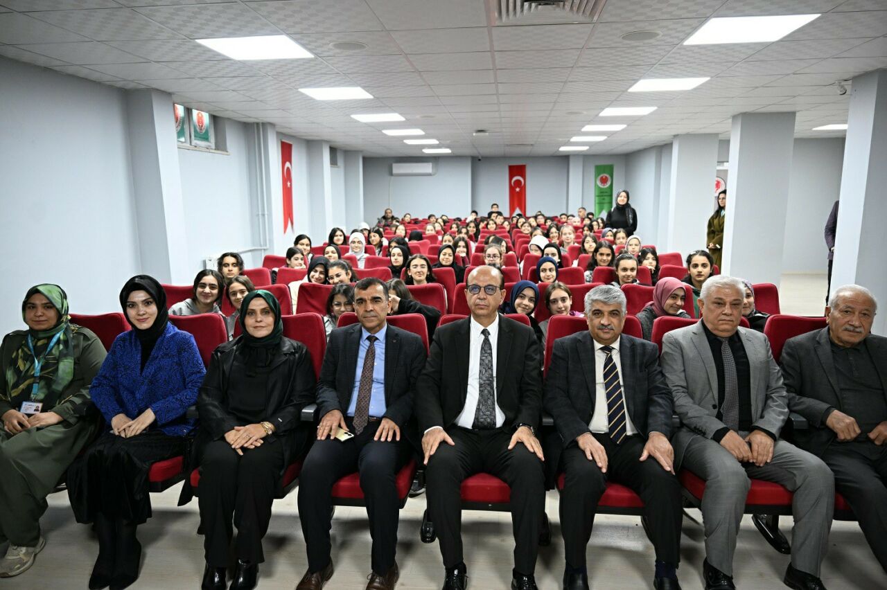 Yeşilyurt Belediyesi Kadın ve Aile Hizmetleri Müdürlüğü tarafından Tevfik İleri