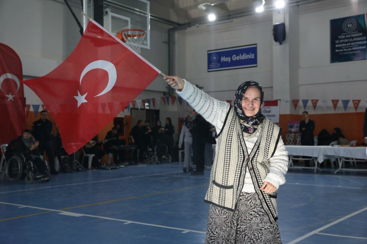 Engelsiz Yaşam ve Rehabilitasyon Merkezi, özel gereksinimli bireyler için farkındalık