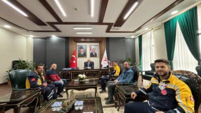 112 Acil Sağlık Ekiplerinden Kaymakak Sungur’a Ziyaret Acil Sağlık Hizmetleri Haftası kapsamında 112 ekipleri, Kaymakam Ahmet Fatih