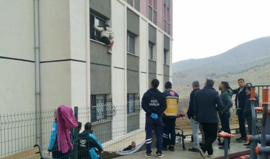 Malatya Battalgazi'de, hakkında arama kararı bulunan 21 yaşındaki R.D., jandarmayı