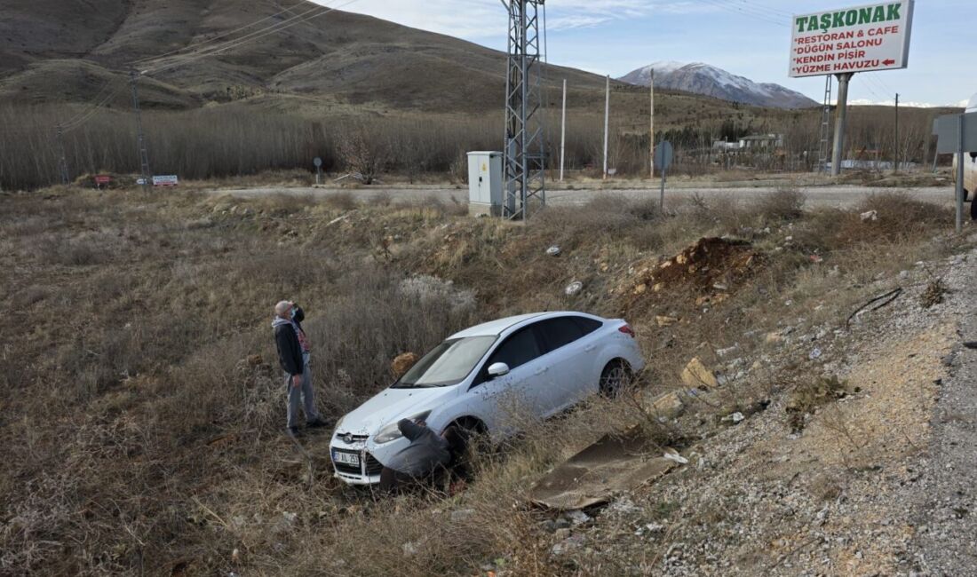 Malatya’nın Doğanşehir ilçesinde kontrolden çıkan otomobilin şarampole yuvarlanması sonucu meydana