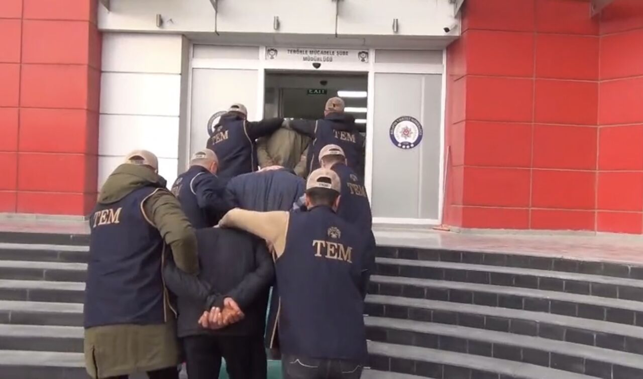Malatya’da DEAŞ terör örgütünün faaliyetlerinin deşifre edilmesine yönelik düzenlenen operasyonda