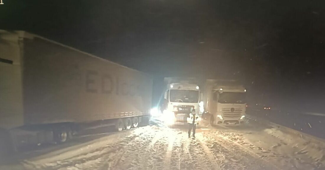 Meteoroloji’den gelen son dakika uyarılarının ardından Karayolları Genel Müdürlüğü (KGM),