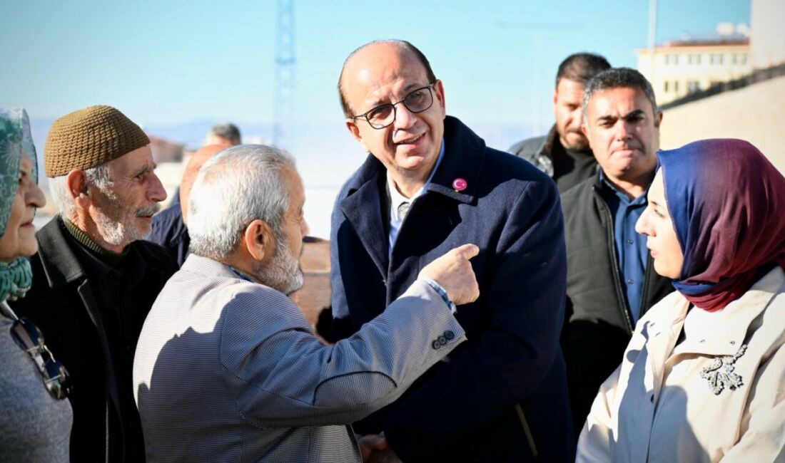 Yeşilyurt Belediye Başkanı Prof. Dr. İlhan Geçit, İkizce TOKİ Konutları’nda