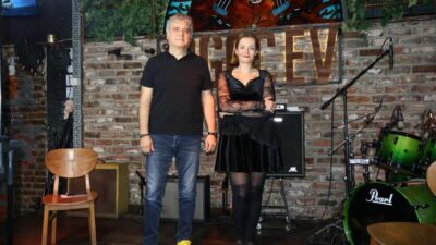 Türk rock müziğinin efsane gruplarından Mavi Sakal’ın kurucusu Tibet Ağırtan,