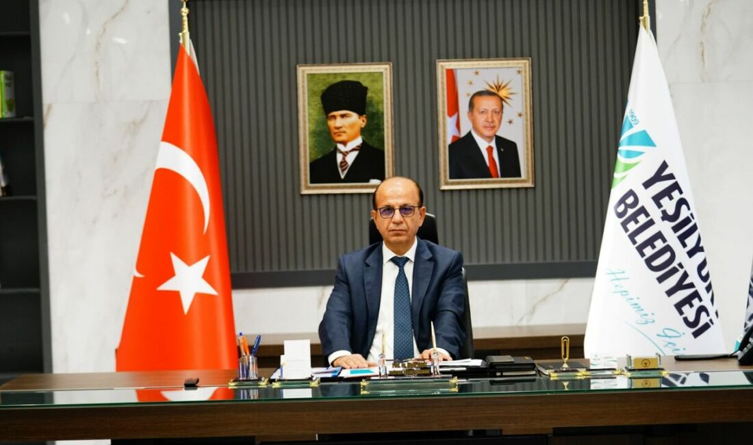 Yeşilyurt Belediye Başkanı Prof. Dr. İlhan Geçit, mübarek Üç Aylar’ın