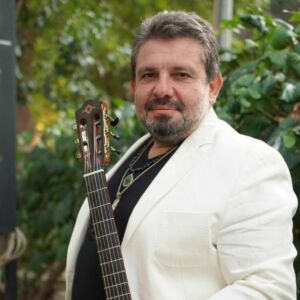 2025 yılının en çok konser veren sanatçıları arasında yer alan