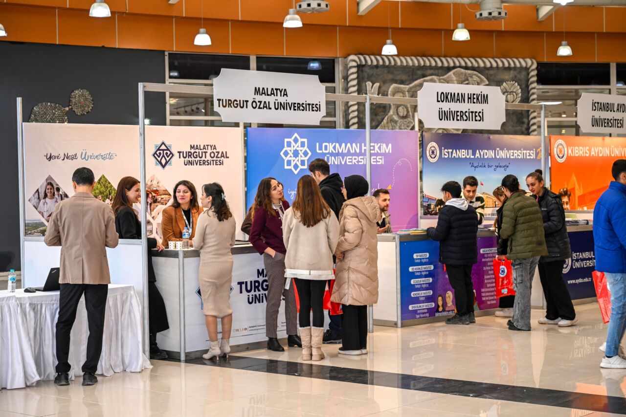 Malatya Büyükşehir Belediyesi’nin ilk kez düzenlediği ‘Üniversite Bölüm Tanıtım ve