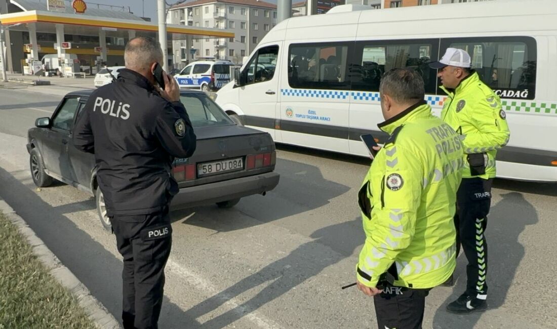 Sivas'tan çaldıkları otomobille Malatya'ya gelen 15 ve 18 yaşlarındaki iki