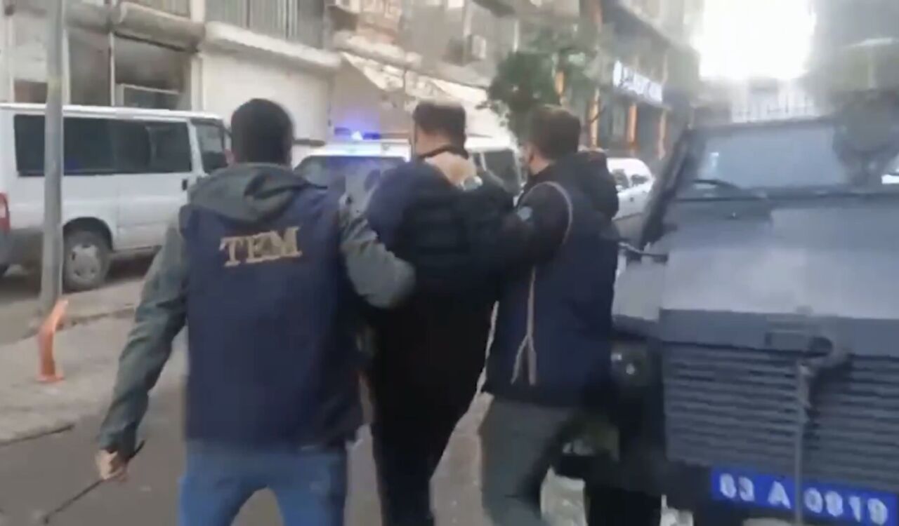 İçişleri Bakanlığı koordinasyonunda, Malatya'nın da aralarında bulunduğu 37 ilde FETÖ'nün