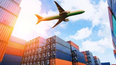 Ticaret Bakanlığı, gümrük süreçlerinde devrim yaratacak "Havayolu Gümrük Beyan Sistemi"ni