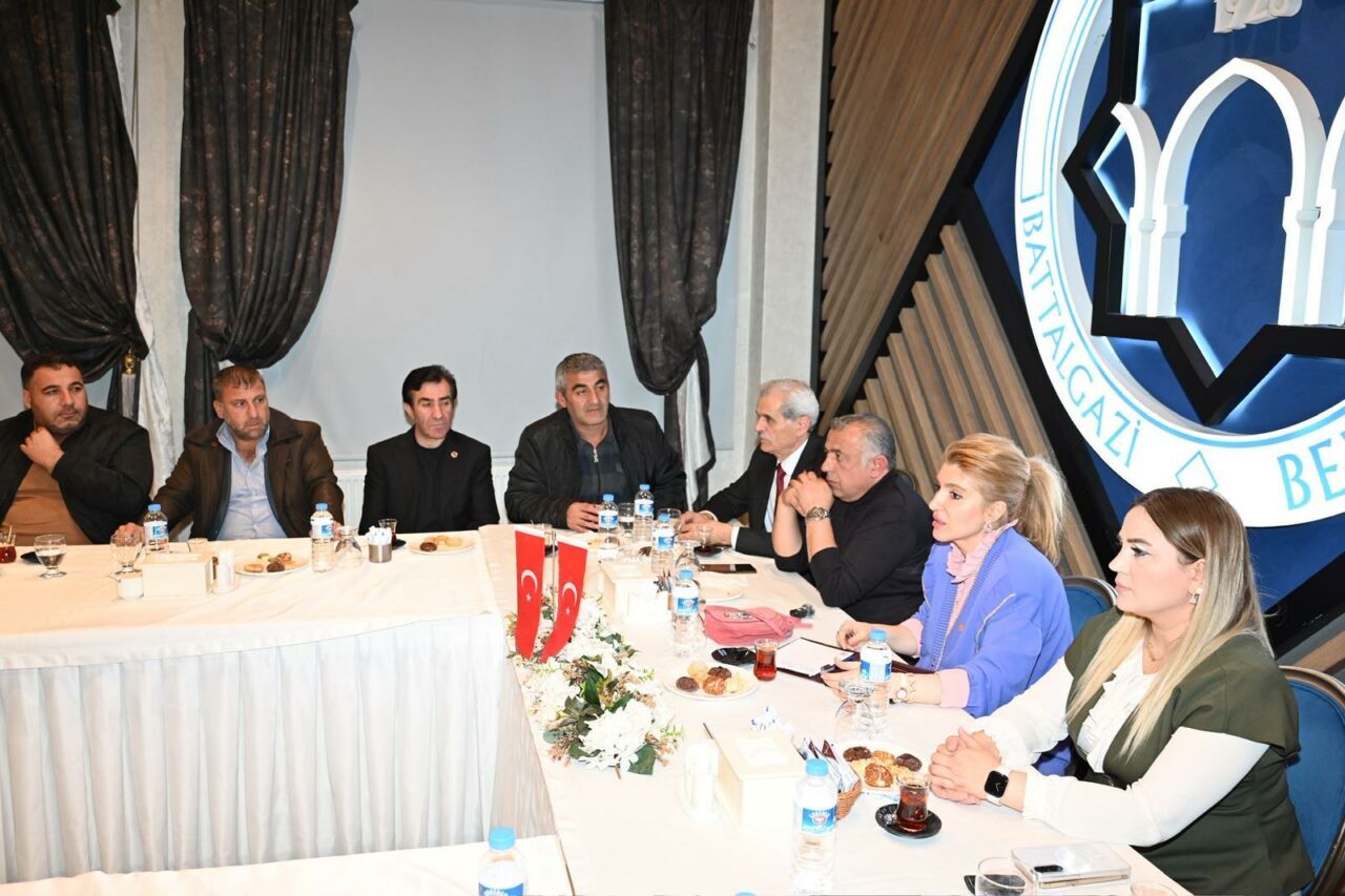 AK Parti Malatya Milletvekili İnanç Siraç Kara Ölmeztoprak, İkizce ve
