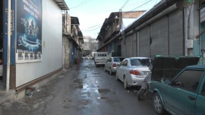 Malatya Küçük Sanayi Sitesi Kurasında Tepki: İki Esnafa İş Yeri Çıkmadı Malatya Küçük Sanayi Sitesi’nin Sivas Yolu üzerindeki yeni alana taşınması