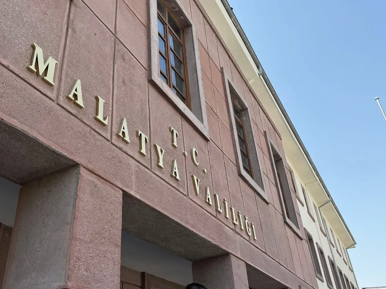 Malatya Valiliği ve İŞKUR iş birliğiyle deprem sonrası yaraları sarmak