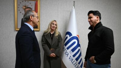 Vali Seddar Yavuz’un Girişimiyle Malatya’da Umut Veren Sağlık Hikâyesi Malatya’da çocuk yaşta geçirdiği ağır yanık kazası sonrası yıllarca tedavi