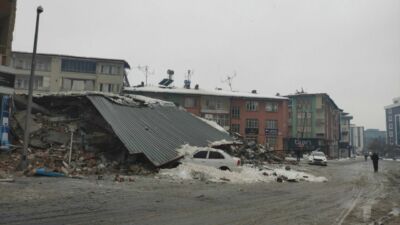 Malatya’da 6 Şubat 2023’te meydana gelen Kahramanmaraş merkezli depremlerde yıkılarak