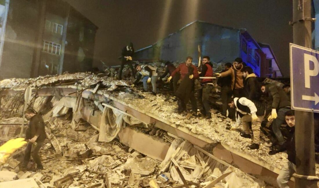 Malatya'da 6 Şubat depremlerinde yıkılan Palmiye Sitesi A Blok davasında