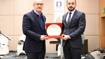 Vali Seddar Yavuz: Malatya’da Yeniden İnşa Süreci Akıl, Plan ve İstişareyle Yürütülüyor Malatya Valisi Seddar Yavuz, 6 Şubat depremlerinin ardından kentte yürütülen