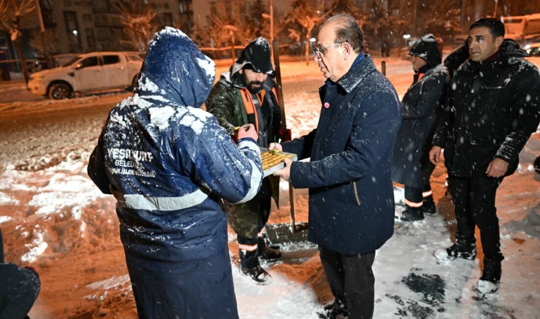 Yeşilyurt Belediye Başkanı Prof. Dr. İlhan Geçit, ilçe genelinde etkili