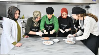 Yeşilyurt Mesleki Eğitim ve Yaşam Merkezi’nde Kurslar Yoğun İlgi Görüyor Yeşilyurt Belediyesi tarafından Kiltepe Mahallesi’nde hizmete sunulan Yeşilyurt Mesleki Eğitim