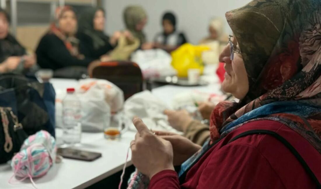 Yeşilyurt Belediyesi Kültür ve Sanat Merkezlerinde açılan el sanatları kursları,