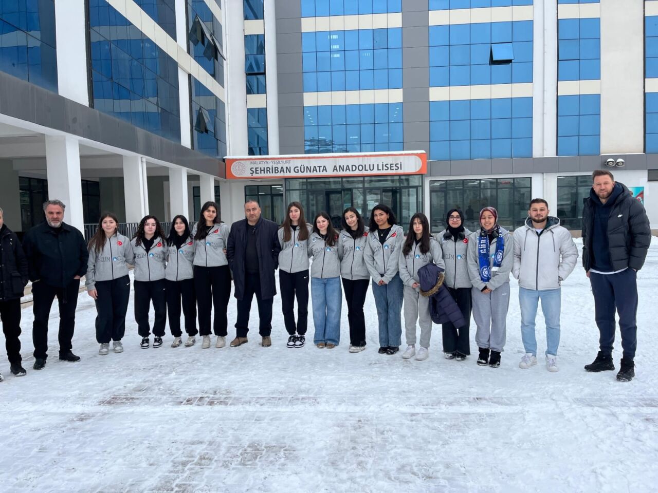 Okullar arası Genç A Kızlar Voleybol Turnuvası’nda il şampiyonu olan