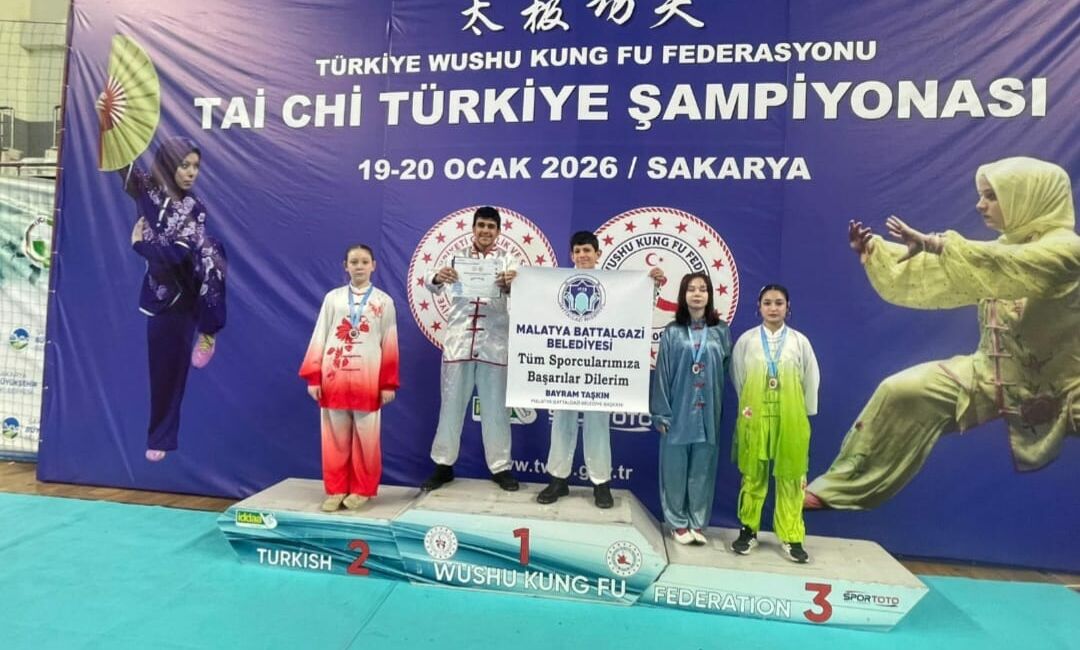 Battalgazi Belediyesi wushu sporcuları, Sakarya’da düzenlenen Türkiye Wushu Kung Fu