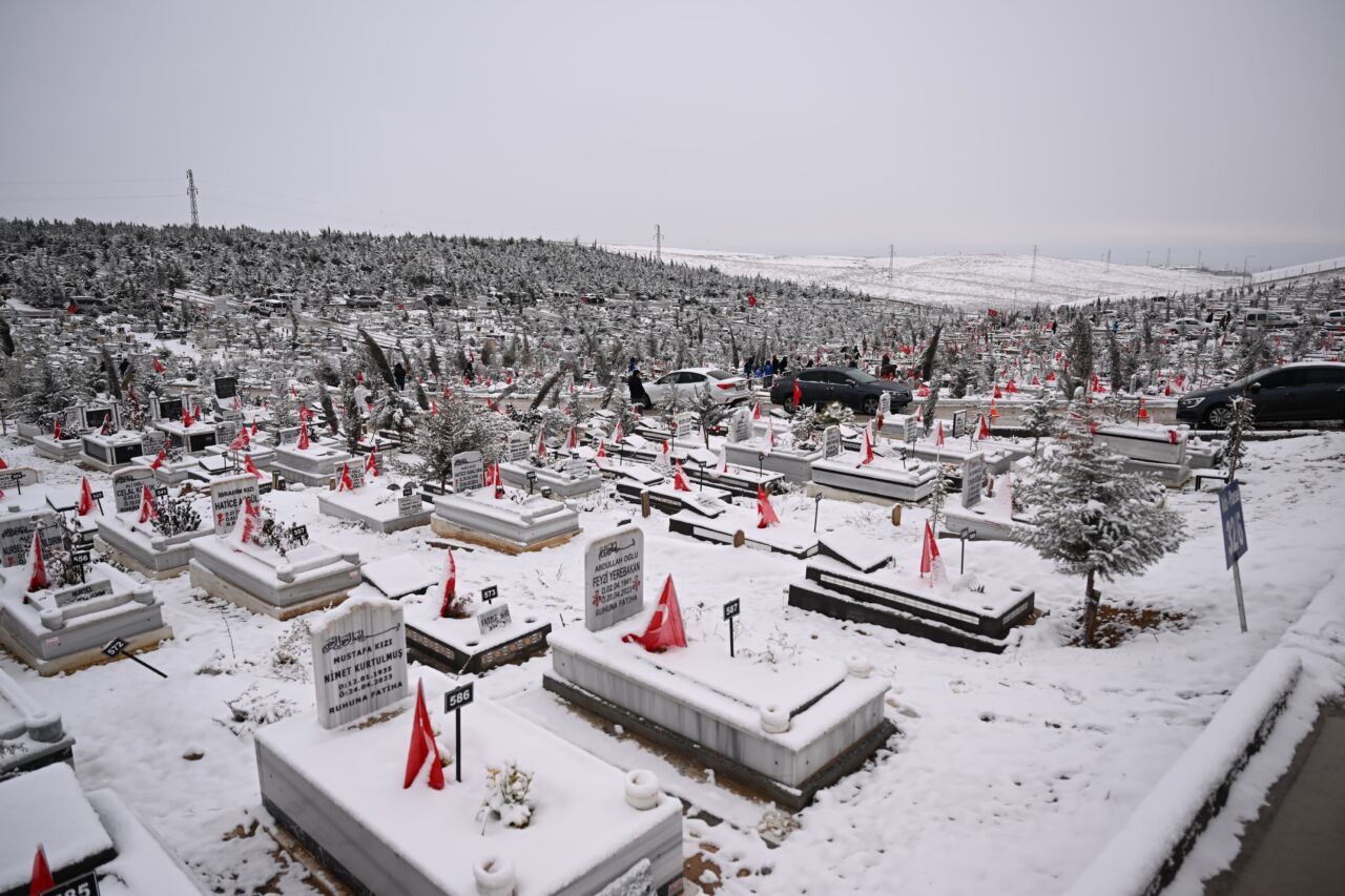 Malatya Büyükşehir Belediyesi, vatandaşların en zor ve en acılı anlarında