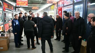 MAGİNDER Başkanı Karademir: “Malatya Esnafı Üç Yıldır Ayakta Kalma Mücadelesi Veriyor” MAGİNDER Başkanı Salih Karademir, Ankara Çarşısı’nda esnafla bir araya gelerek