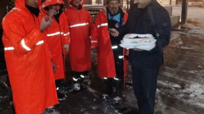 Malatya’da etkisini artıran kar yağışının ardından Battalgazi Belediyesi ekipleri, ilçe