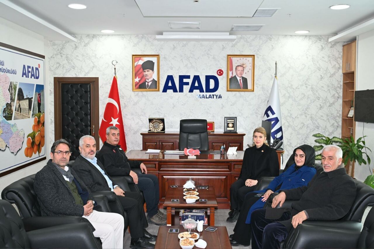AK Parti Malatya Milletvekili İnanç Siraç Kara Ölmeztoprak, AFAD ziyareti