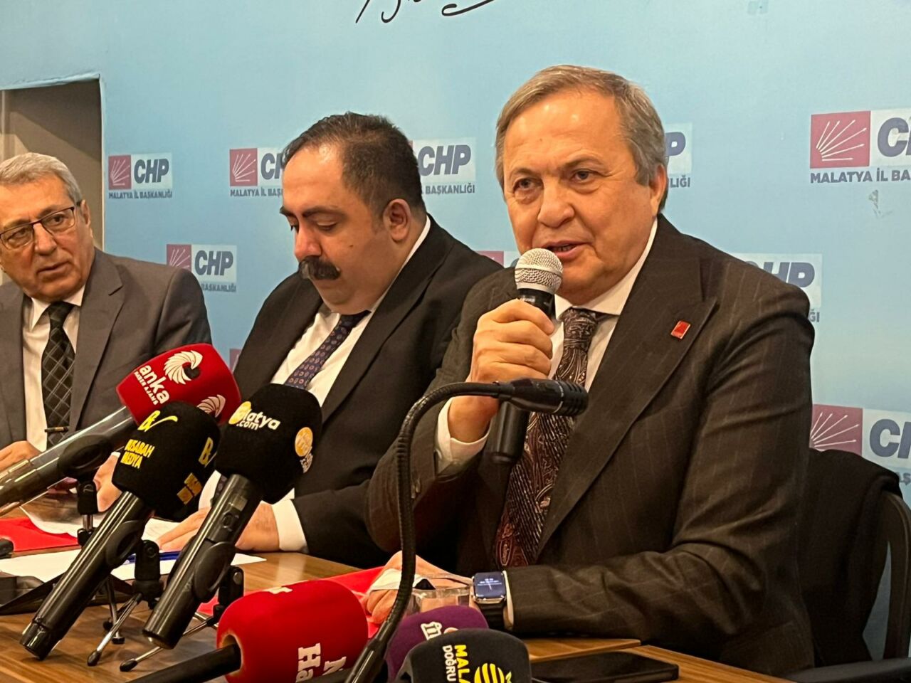 CHP Cumhurbaşkanlığı Aday Ofisi Yürütme Kurulu ve Politika Kurulu başkanları,