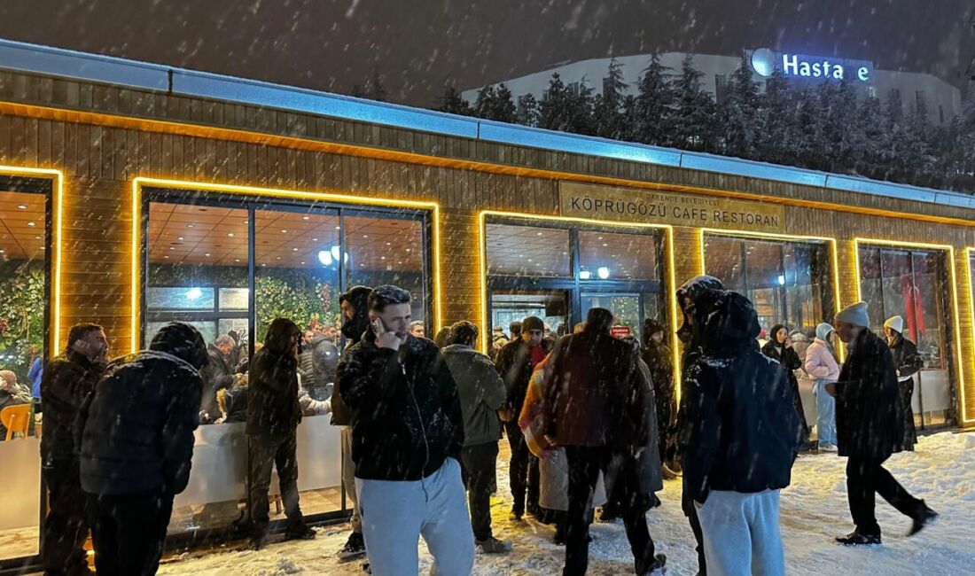 Darende–Gürün ve Darende–Malatya karayollarının yoğun kar yağışı ve tipi nedeniyle