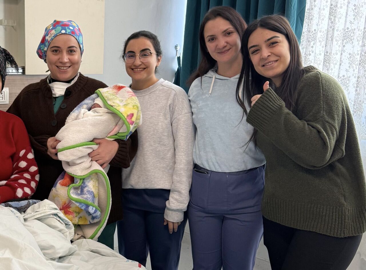 Malatya’nın Doğanşehir ilçesine bağlı Kurucaova Mahallesi’nde yoğun kar yağışı nedeniyle
