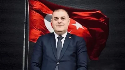 MHP’den Bayrak Provokasyonuna Sert Tepki: “Bayrak Kutsaldır, Uzanan El Kırılır” Nusaybin–Kamışlı sınır hattında Türk bayrağına yönelik saldırı girişimine MHP Malatya