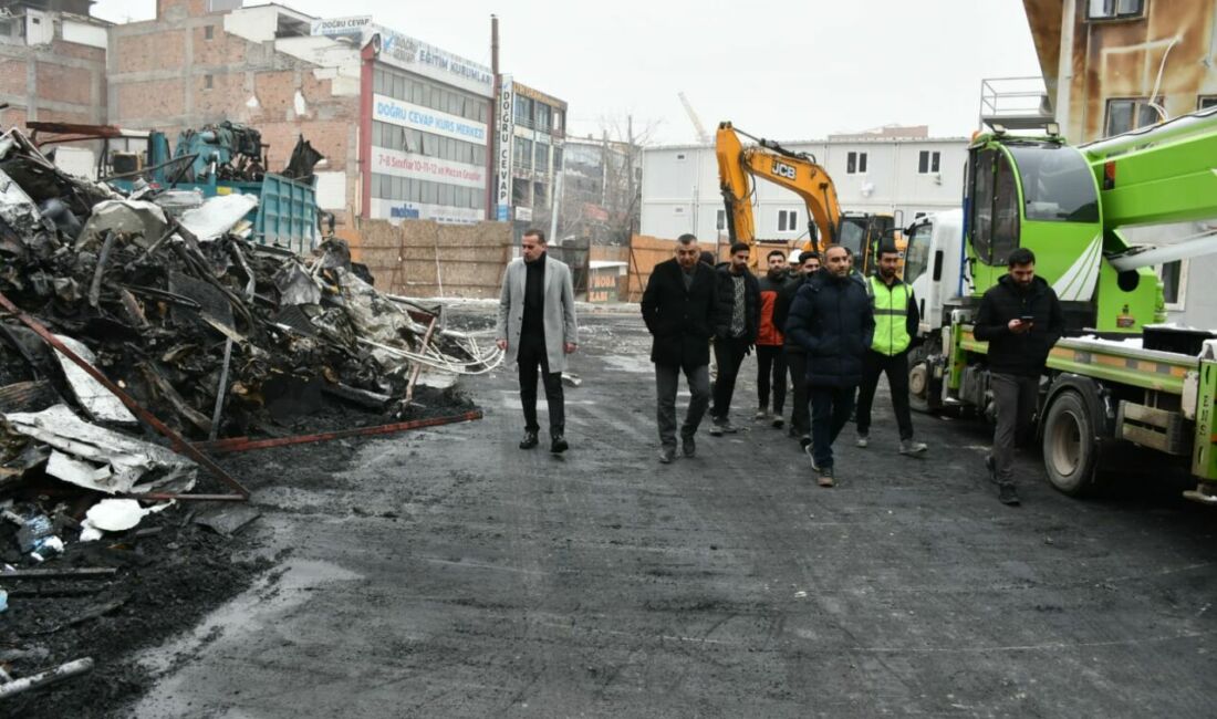 Hamidiye Mahallesi’nde yaklaşık 40 konteynerin küle döndüğü yangının ardından MAGİNDER