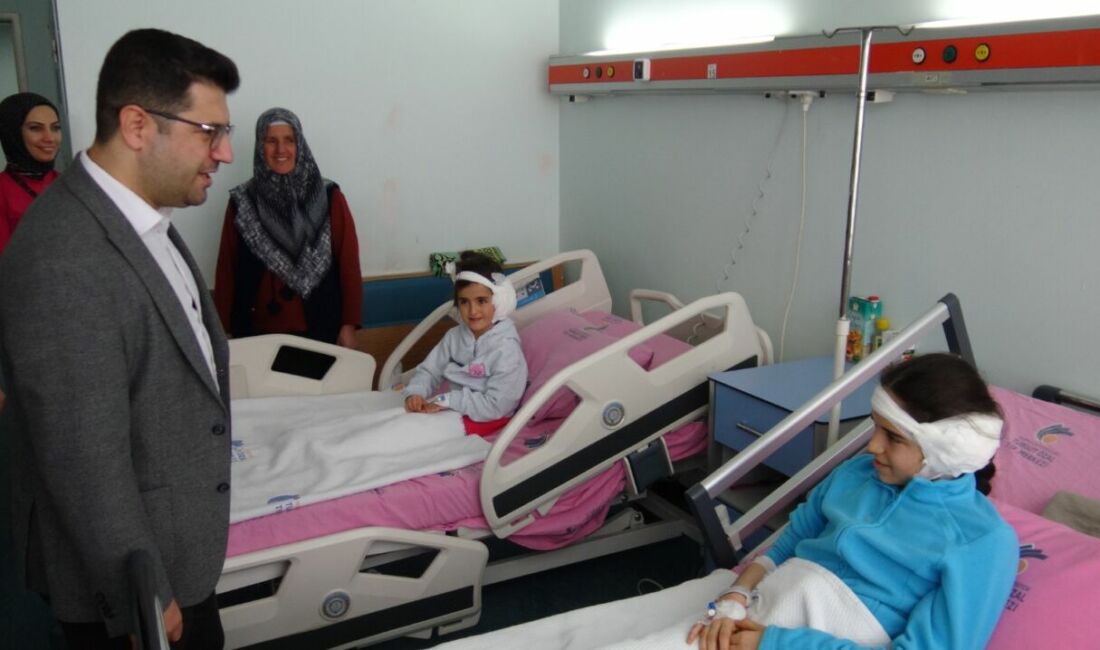 Malatya’da işitme kaybı yaşayan 6 ve 14 yaşındaki iki kuzen,