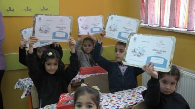 Malatya’da 151 Bin 899 Öğrenci Karne Aldı, Yarıyıl Tatili Başladı 2025-2026 eğitim öğretim yılının birinci yarıyılının sona ermesiyle Malatya genelinde