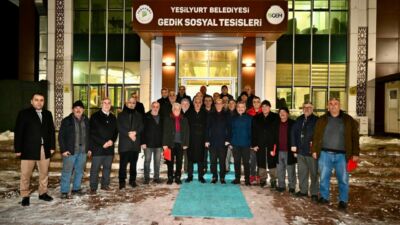 Yeşilyurt’ta Yarım Asırlık Ustalara Vefa Programı Yeşilyurt Belediye Başkanı Prof. Dr. İlhan Geçit, “Yarım Asırlık Miras