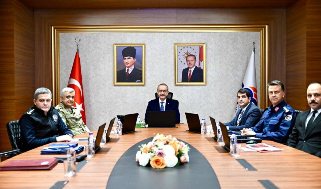 Malatya Valisi Seddar Yavuz başkanlığında gerçekleştirilen İl Güvenlik, Asayiş ve