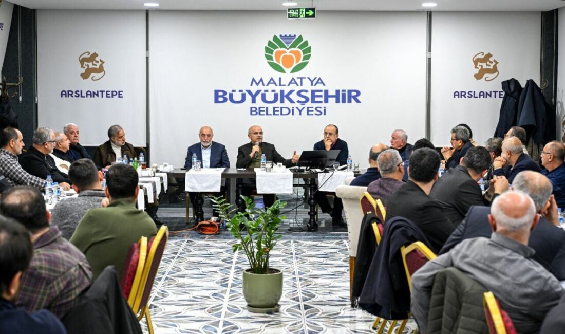 Malatya Büyükşehir Belediye Başkanı Sami Er, deprem sonrası yürütülen projelerle