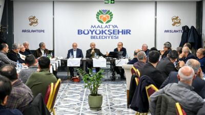 Malatya Büyükşehir Belediye Başkanı Sami Er, deprem sonrası yürütülen projelerle